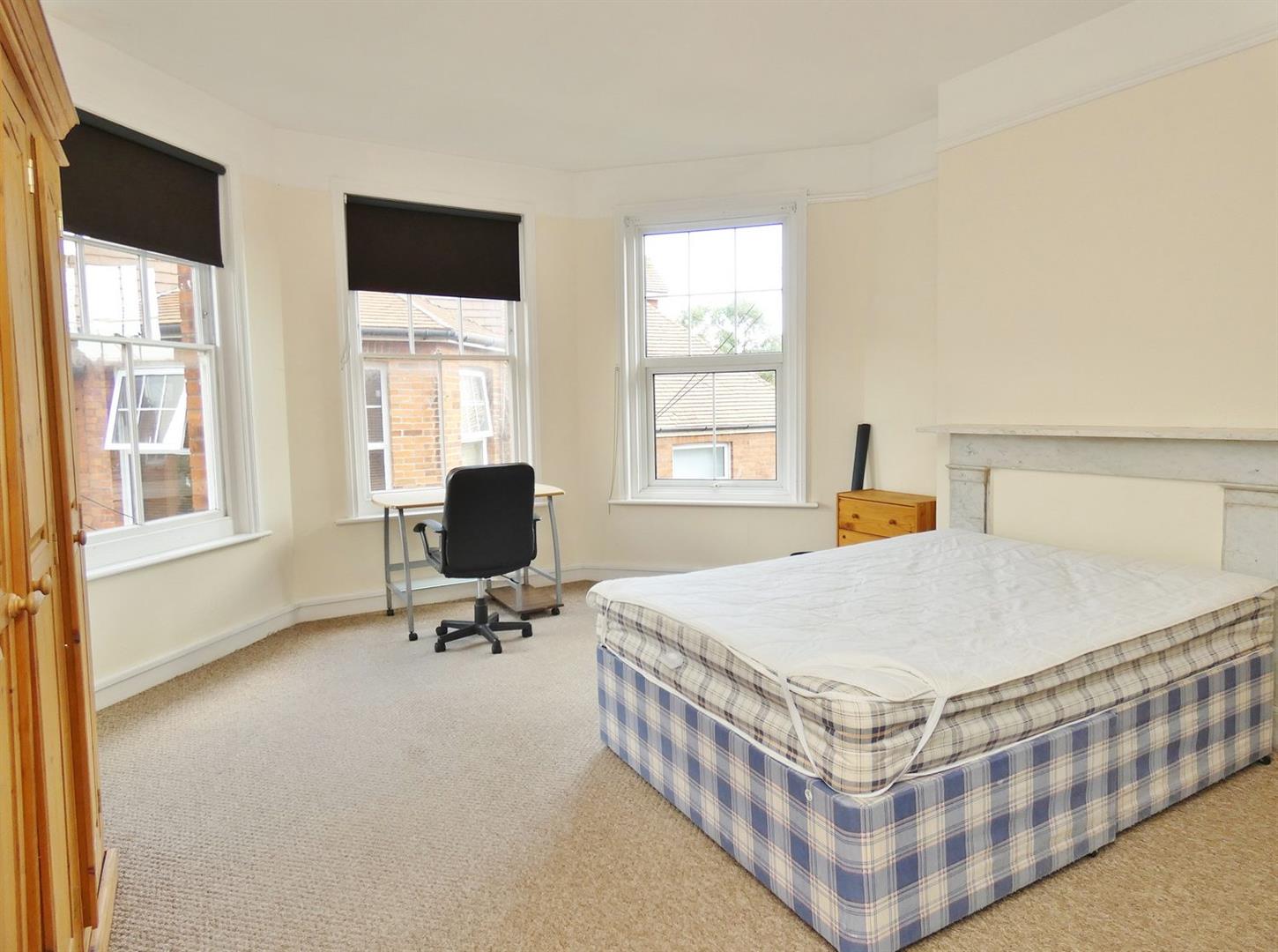 4 Bedroom Apartment. Eversfield Road in Eastbourne, 4